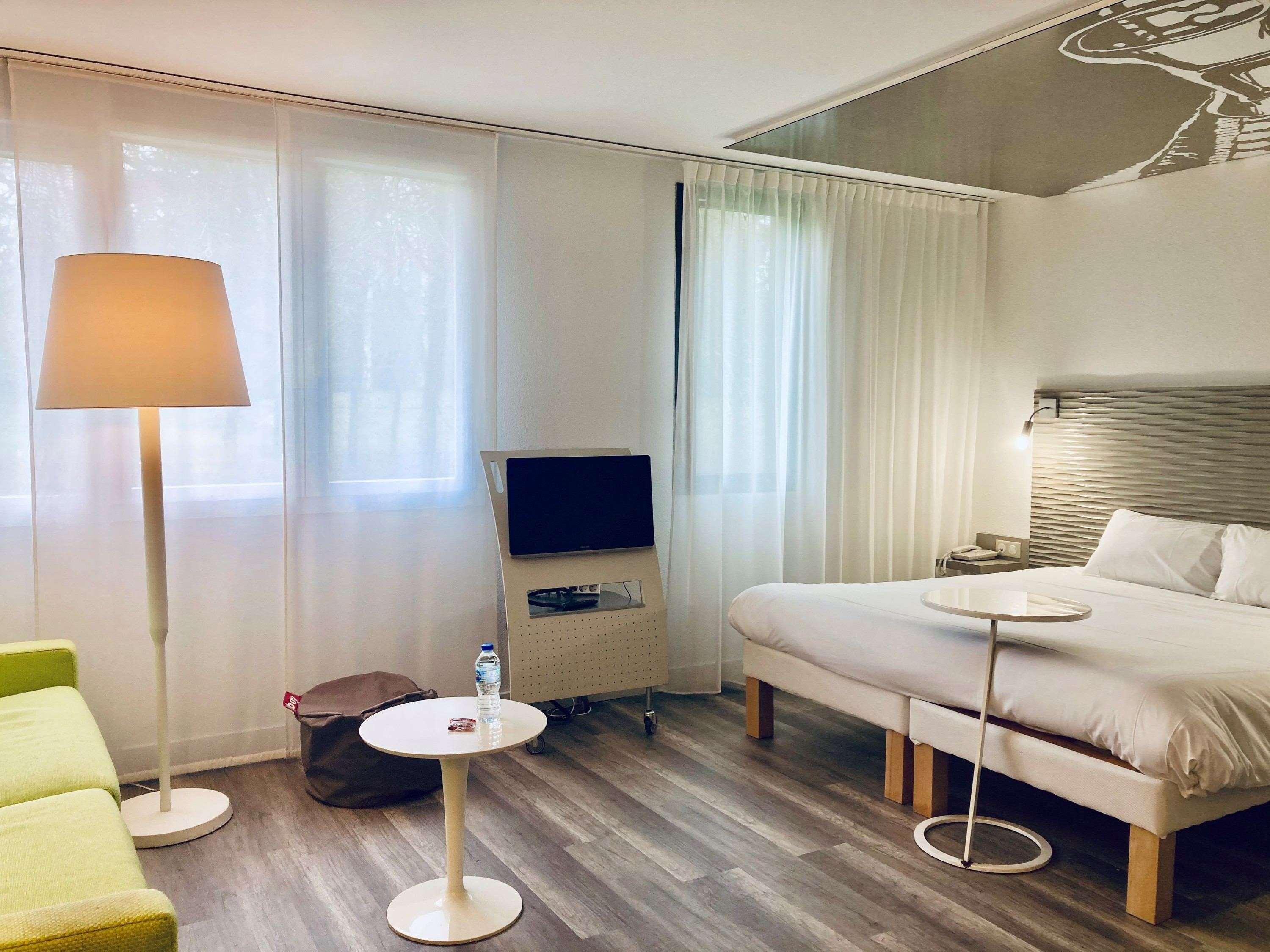 Отель Ibis Styles Lille Aeroport Экстерьер фото