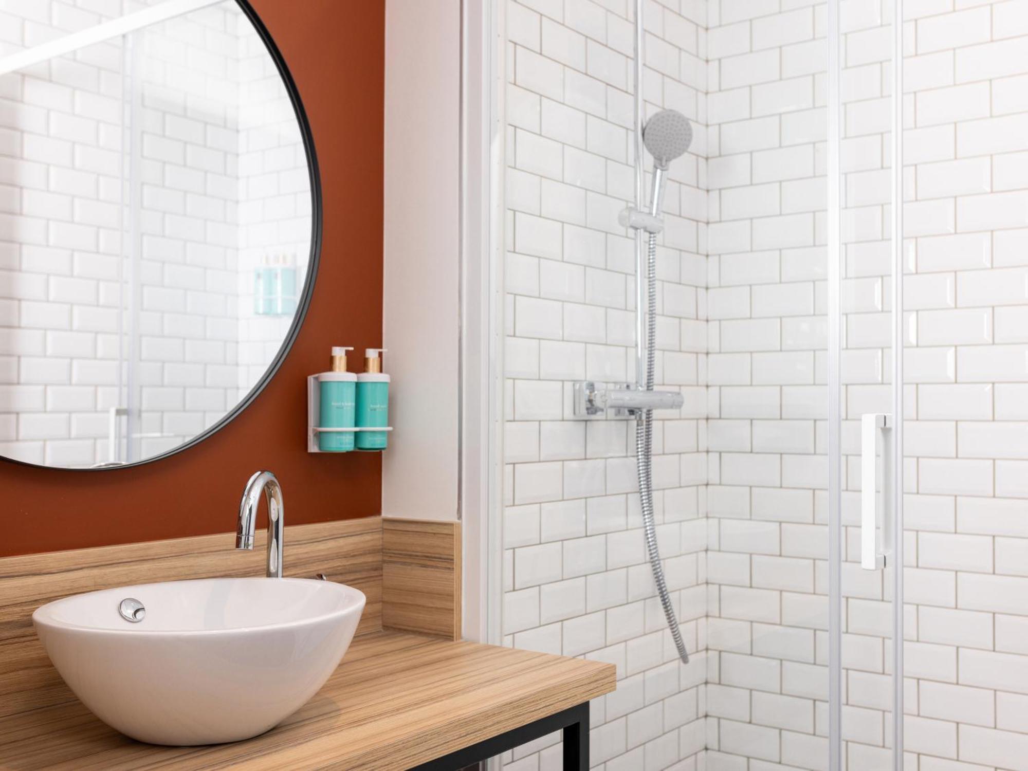 Отель Ibis Styles Lille Aeroport Экстерьер фото