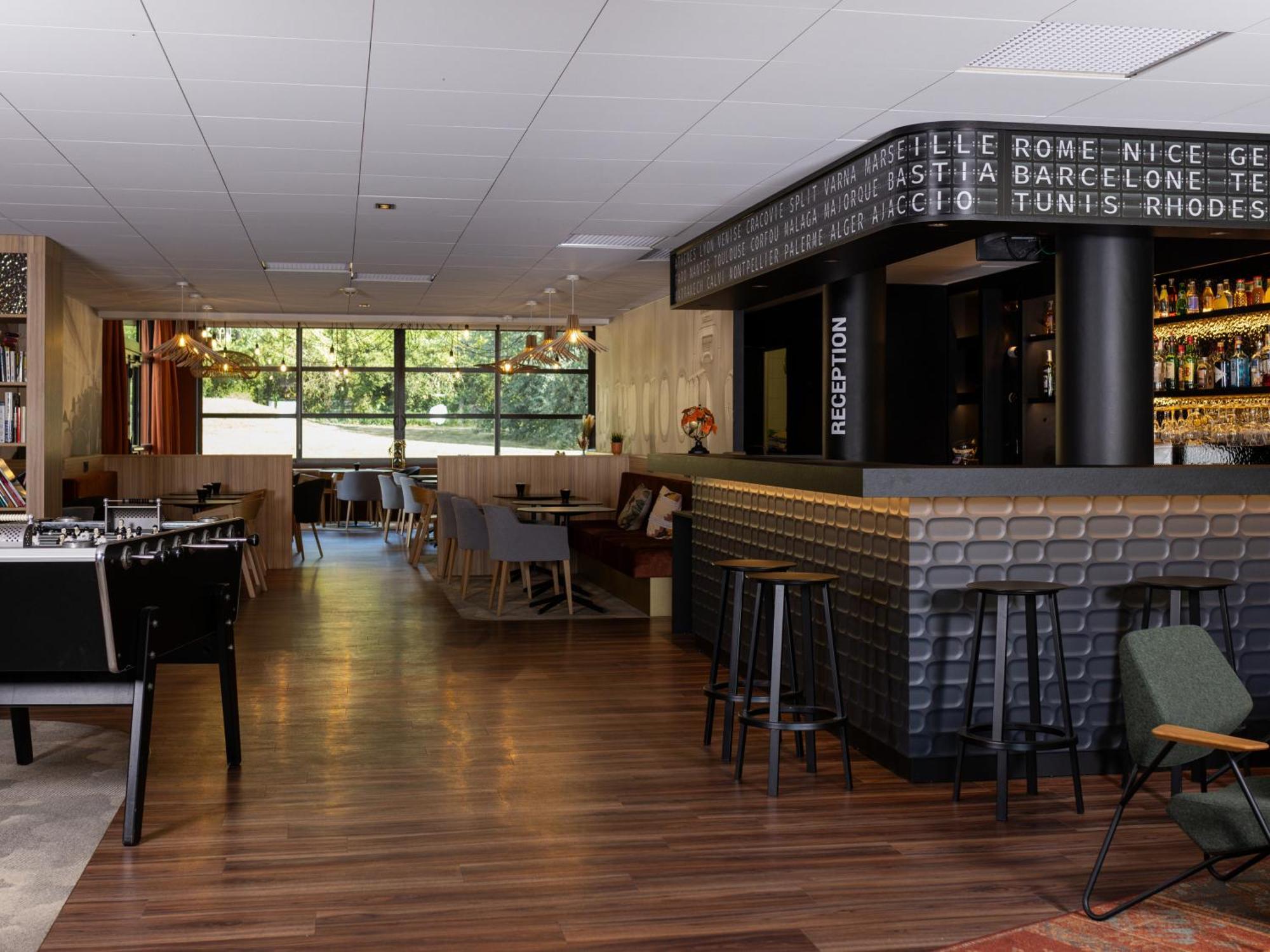 Отель Ibis Styles Lille Aeroport Экстерьер фото